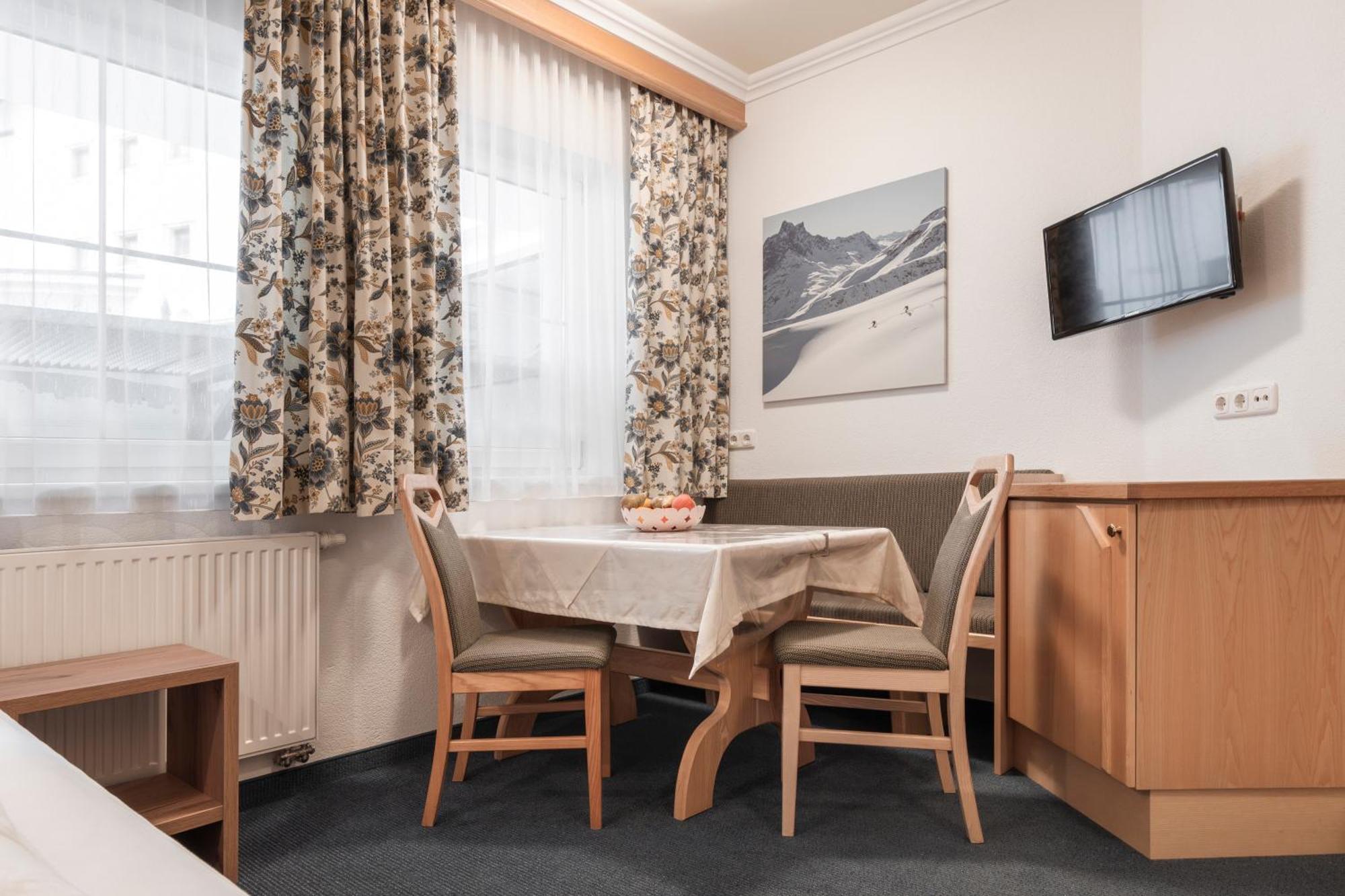 Schmid Rooms & Apartments Ischgl Extérieur photo